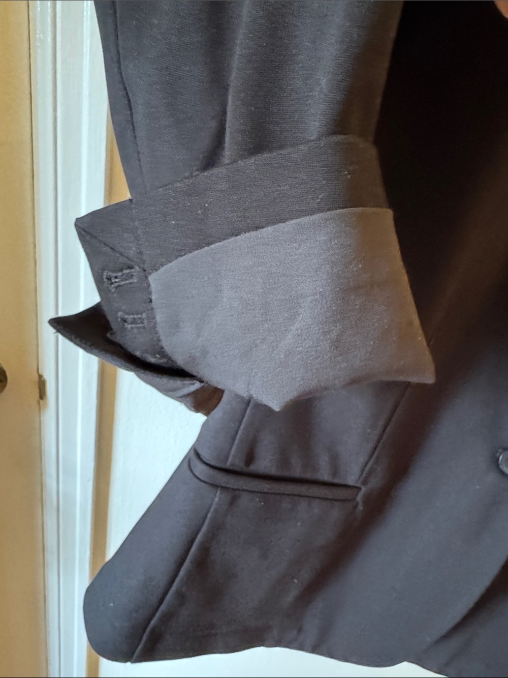 Old Navy Women's Black Single-Button Notch Lapel Stretch Blazer - Picture 4 of 10